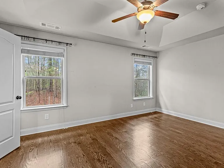 3209 Hallmark Ln — Photo 21