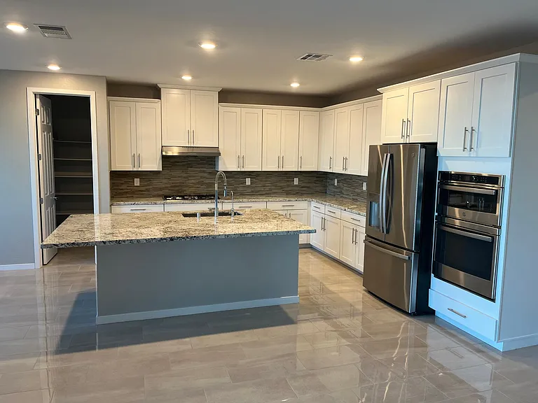 12379 Aster Hills Ave — Photo 31