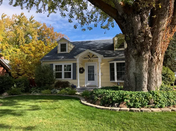 703 S 19th Ave, Yakima, WA 98902