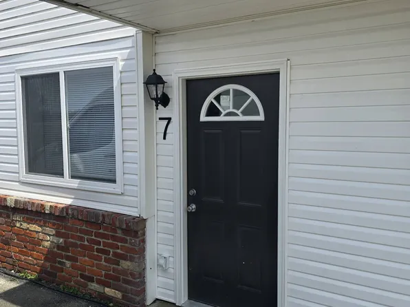 Paradise Cove, 4252 E 100 S, Kokomo, IN 46902