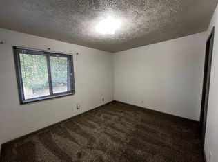 147 Baughn St APT 4, Council Bluffs, IA 51503