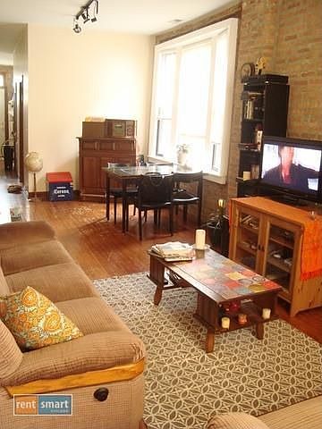 1st image of 2510 W Chicago Ave