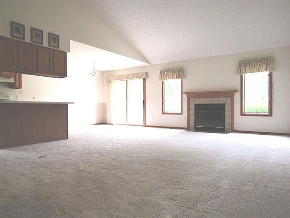 5th image of 356 Woodland Dr