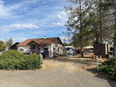 31 S Falen Ave, Harrah, WA, 98933