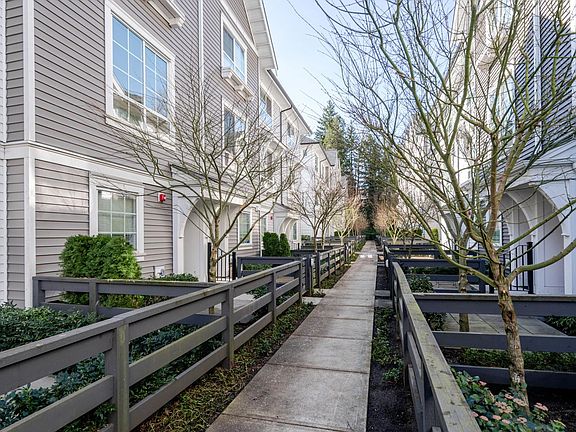 5th image of 19696 Hammond Rd #51