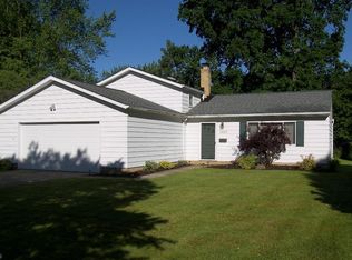 6552 Forest Glen Ave, Solon, OH 44139