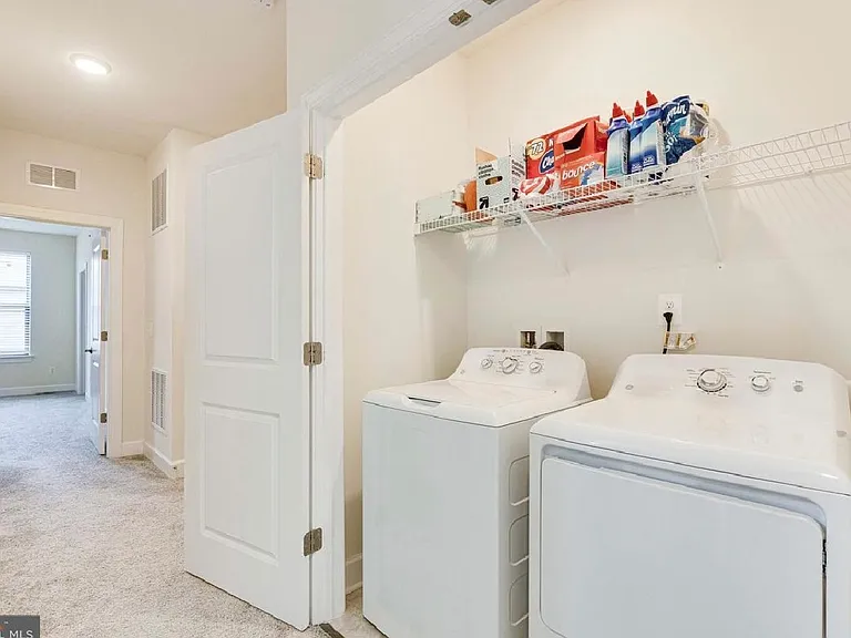 10423 Ratcliffe Trl — Photo 4