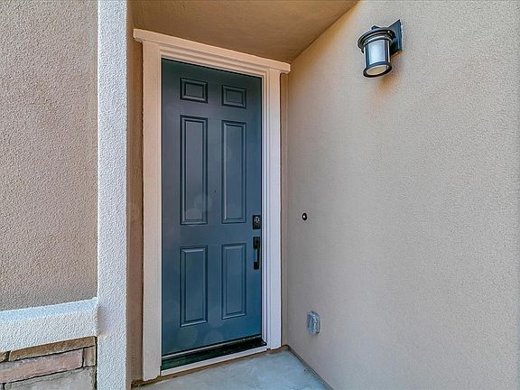 4th image of 2853 Shaver Street