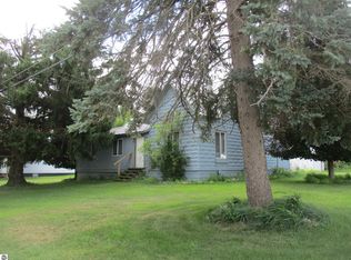 523 Union St, Saint Louis, MI 48880