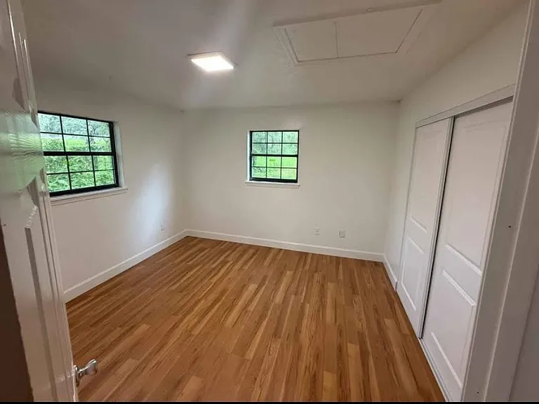 2230 Endsley Rd — Photo 22