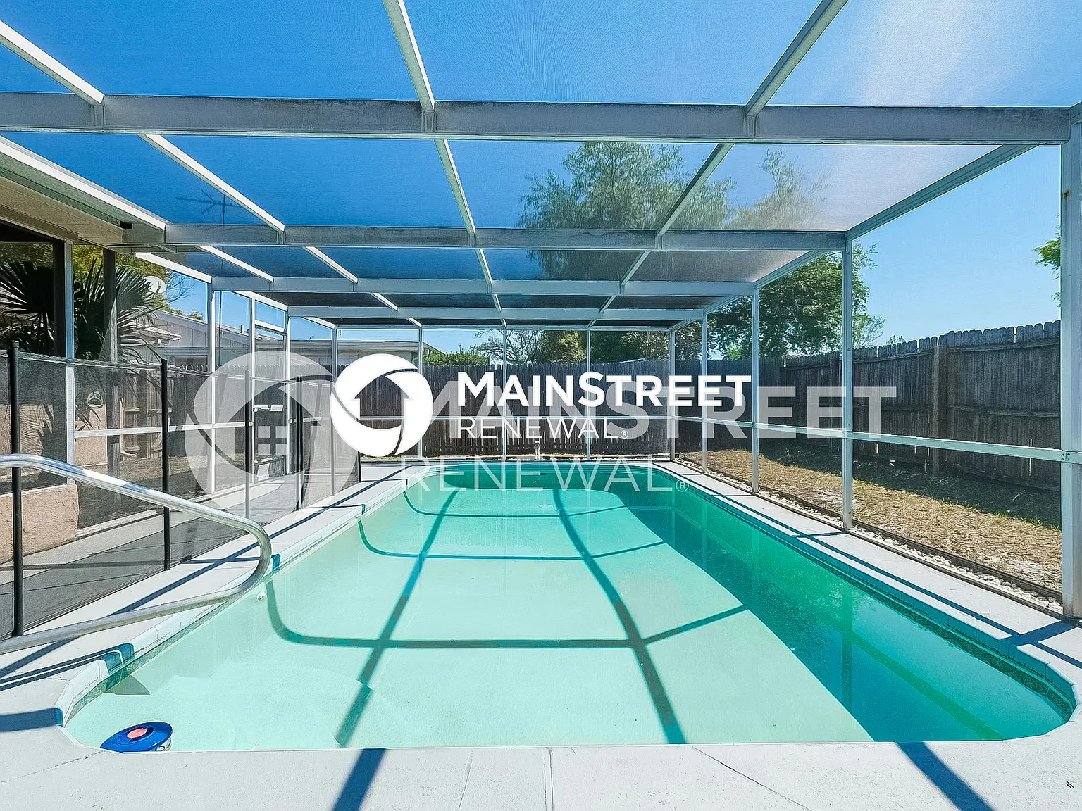 7124 Fairfax Dr — Photo 2