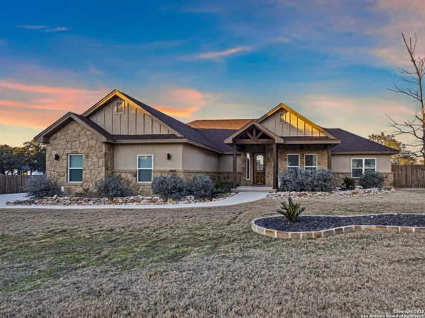 1415 LEDGEBROOK, Spring Branch, TX 78070