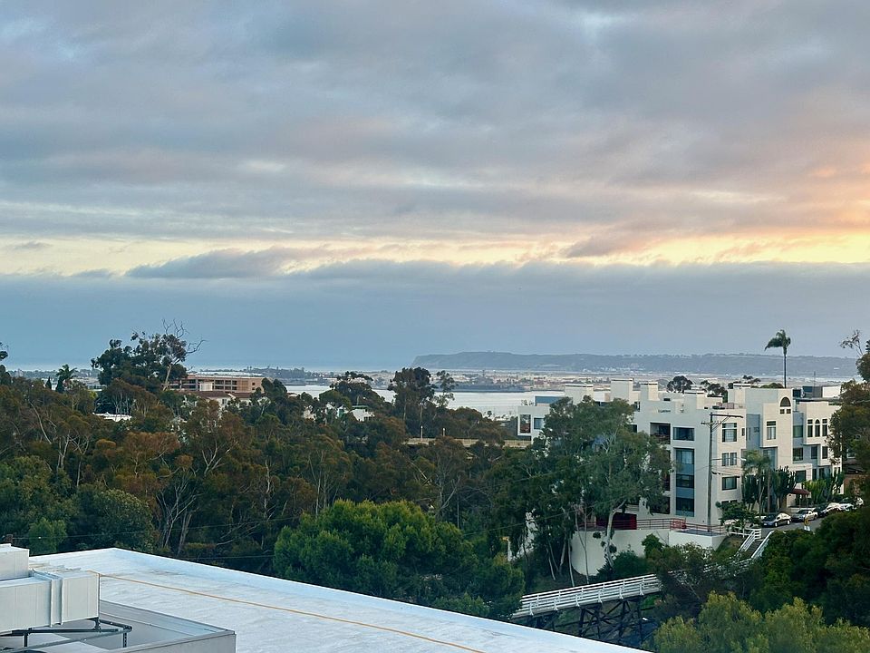 Views of the Ocean and San Diego Bay