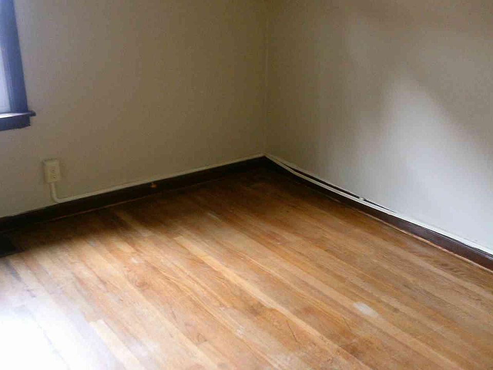 2nd image of 218 Fairmont Dr APT 6