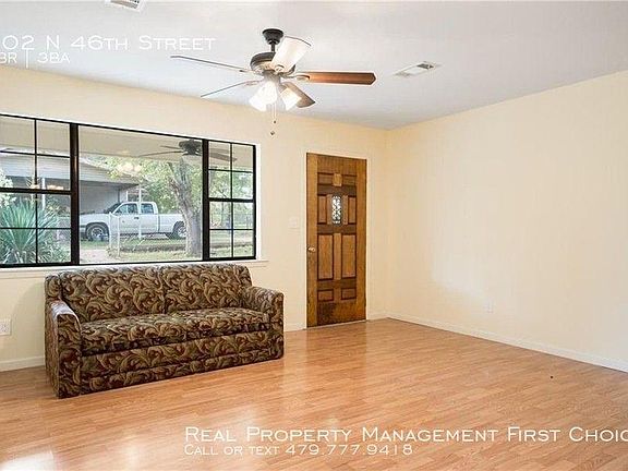 4th image of 302 N 46th St