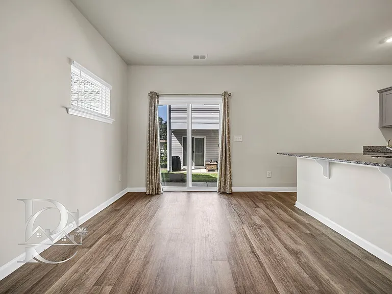 725 Wild Duck Ln — Photo 7