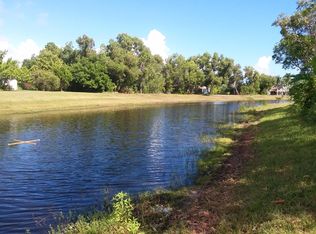 2266 SE Charleston Dr, Pt Saint Lucie, FL 34953