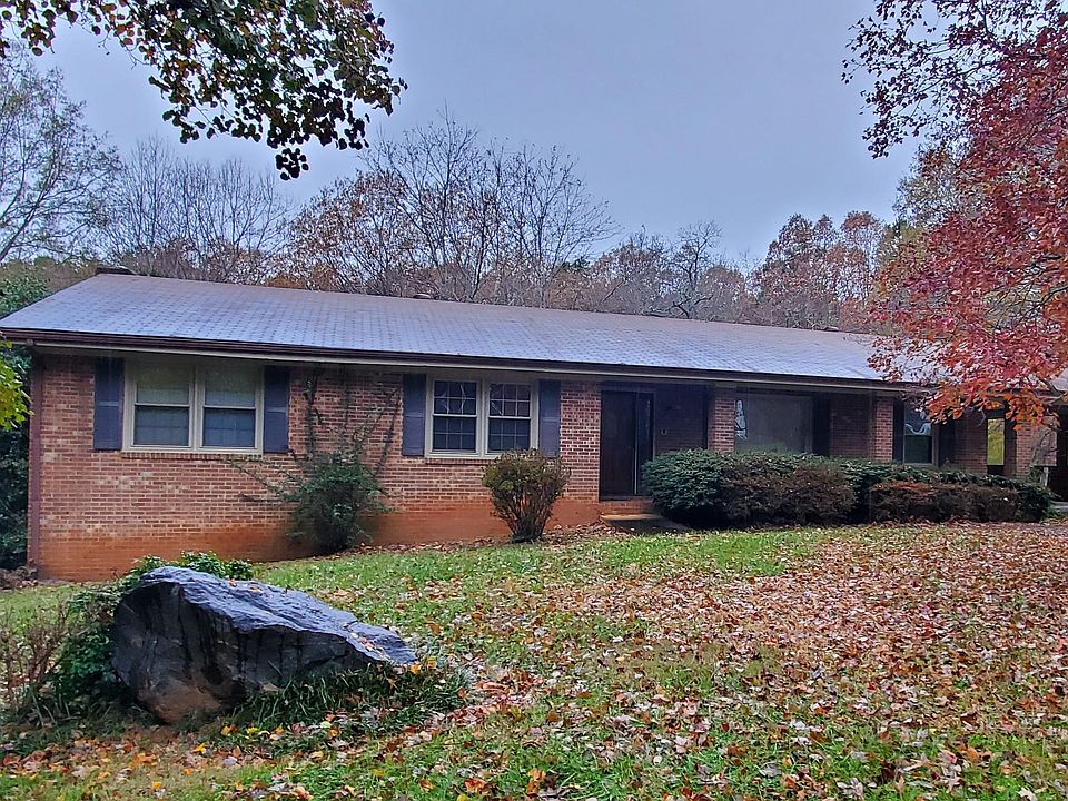 1st image of 475 Laurel Park Ave