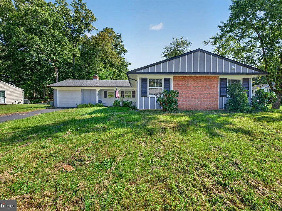 509 Foster Knoll Dr