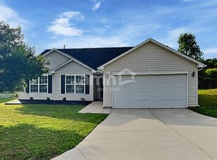 218 Bellport Dr, Greenville, SC 29607