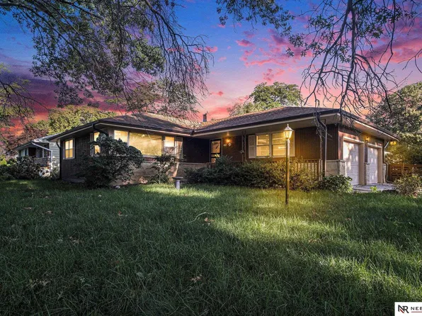 5204 Ida St, Omaha, NE 68152