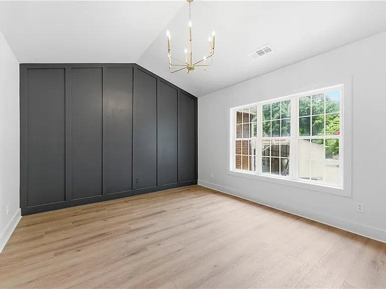 320 Shoal Creek Rd #101 — Photo 8