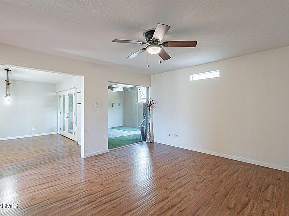 4th image of 2233 E HIGHLAND Avenue #132