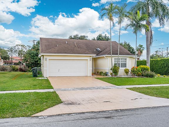 2nd image of 5140 NW 5th Ave