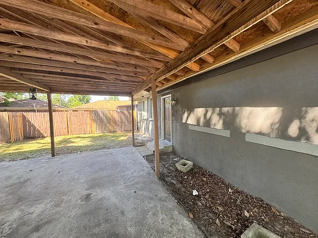 1904 Arcadian St — Photo 18