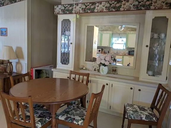 3rd image of 7124 Daffodil Dr #7124