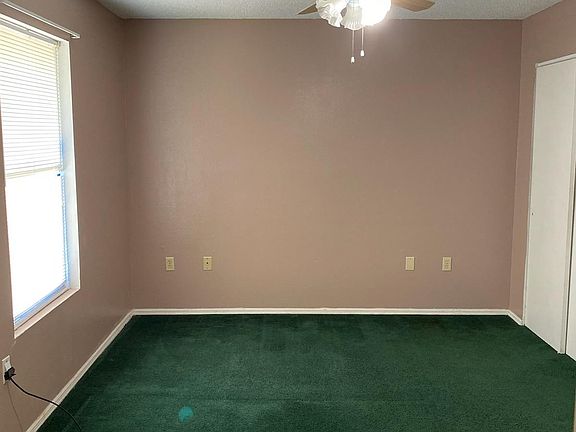 5th image of 1802 Jack Calhoun Dr #1802