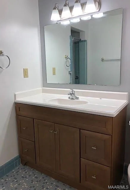 3892 Johnstown Drive — Photo 4