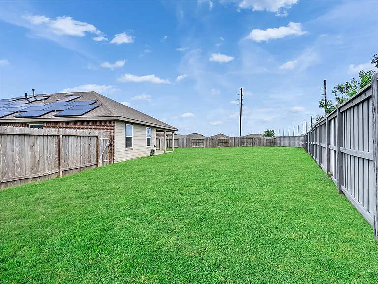 8003 Black Forest Ln — Photo 35