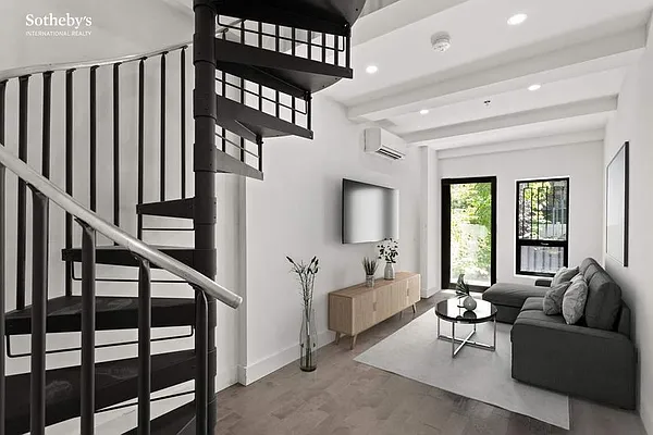 Rented by Sotheby's International Realty | media 1