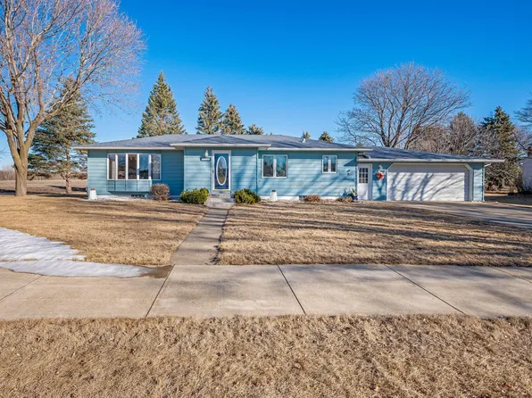 1038 Sioux Ave, Fairmont, MN 56031