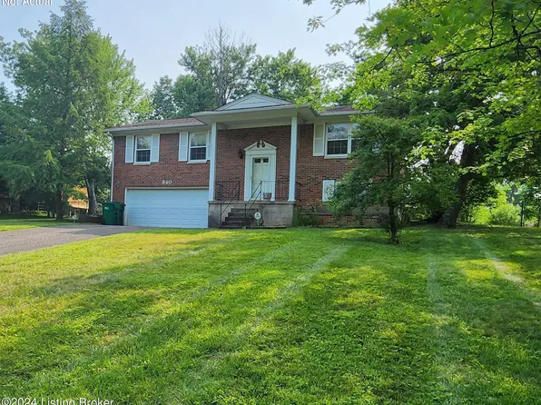 840 N Woodland Dr, Radcliff, KY 40160