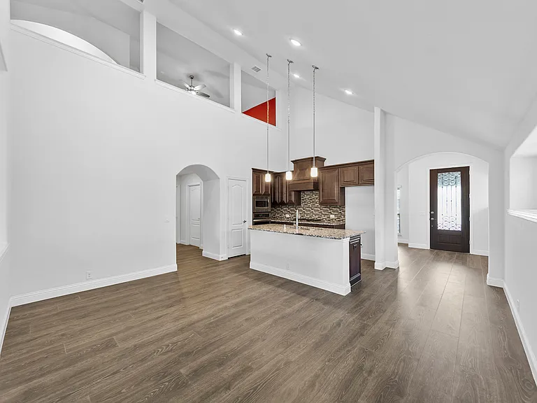 7404 Hawthorne Way — Photo 16