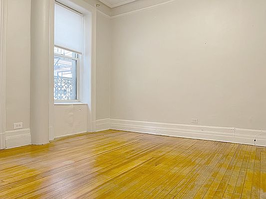1st image of 57 W 58th St APT 3AA