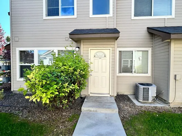 410 - Locust BNB, 1005 & 1023 S Locust St #104, Nampa, ID 83686
