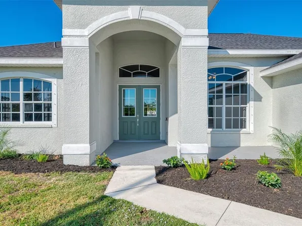 9275 Waldrep St, Port Charlotte, FL 33981