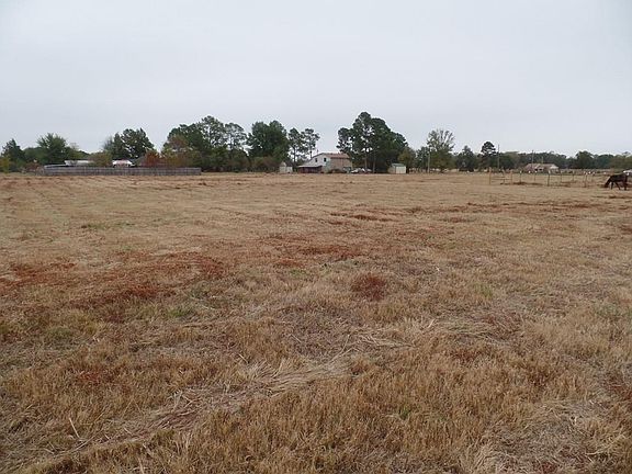 4th image of 874 W Fm 515
