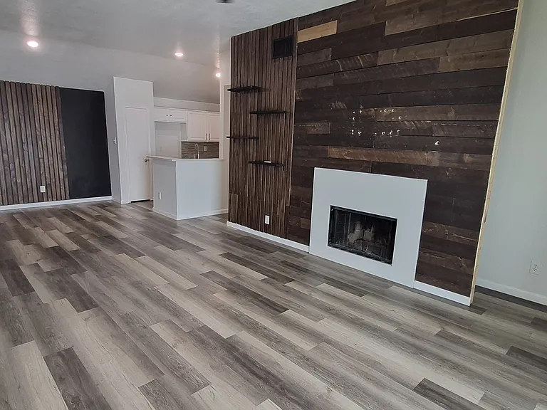 827 Prairie Creek Dr — Photo 6