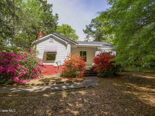 701 E Main St, Aberdeen, NC 28315