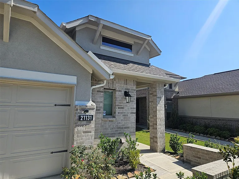 21131 Armstrong County Dr — Photo 3