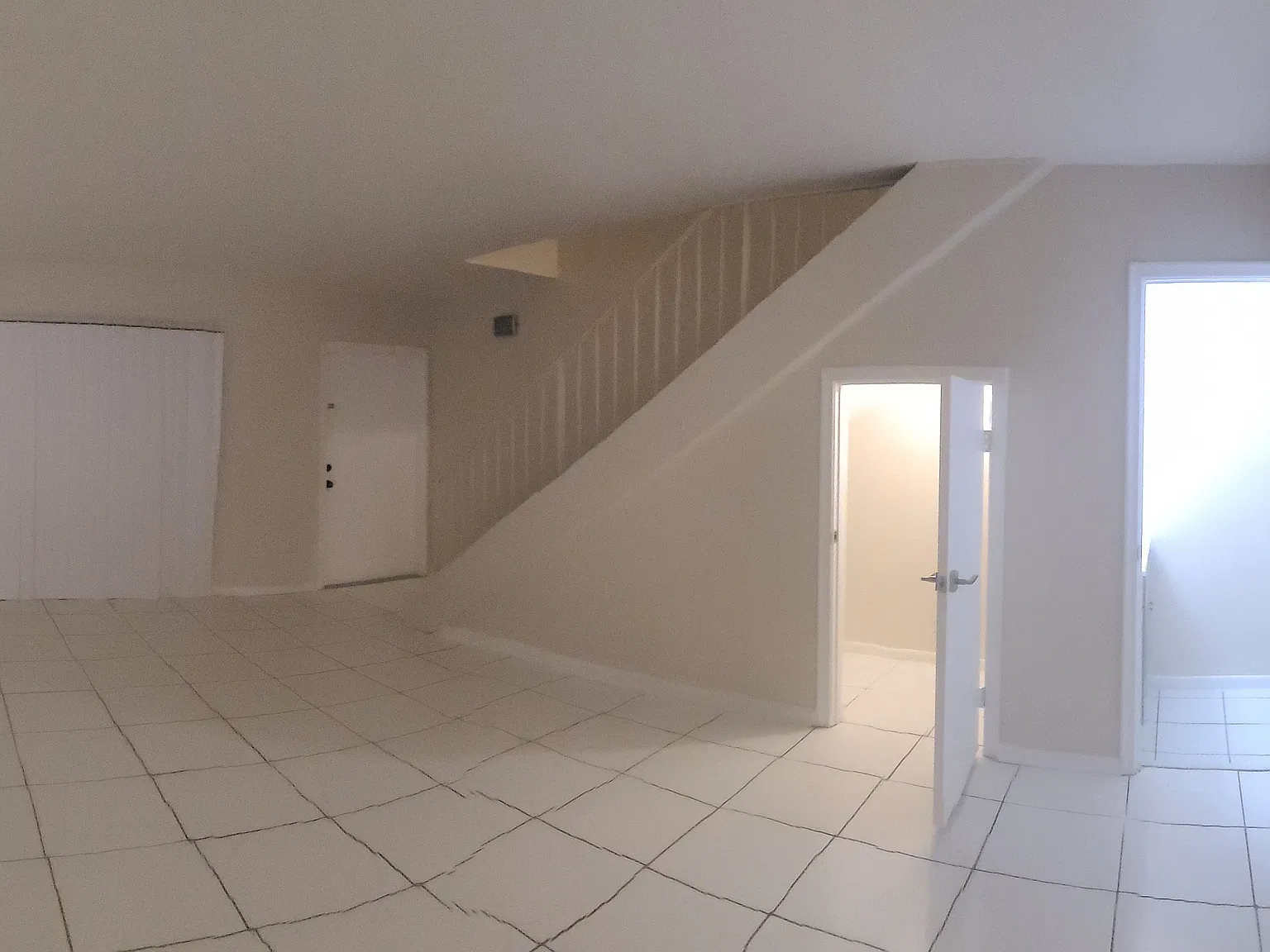 2244 NW 52nd Ave — Photo 4