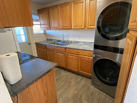 4th image of 1224 Kennicott Ave