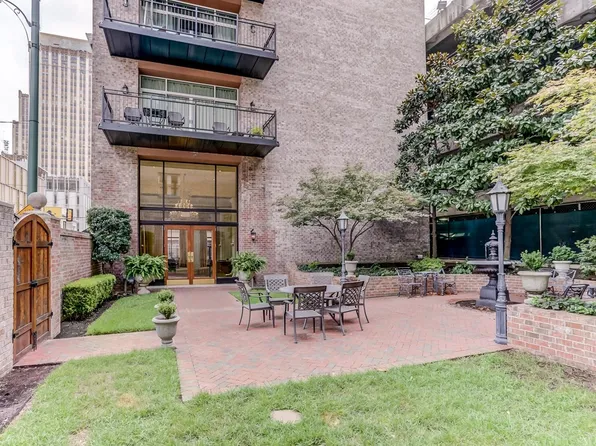 127 Madison Ave APT 1601, Memphis, TN 38103