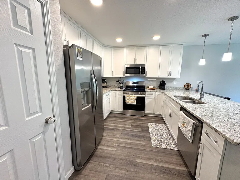 14454 Benton St — Photo 5