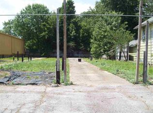 939 S 9th St, Mayfield, KY 42066