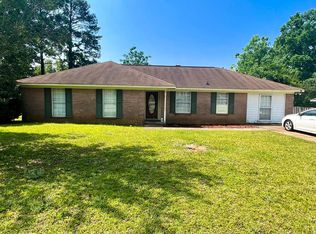 114 Burlington Ct, Dothan, AL 36305